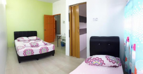 Отель Ipoh TZY's Homestay  Ипох